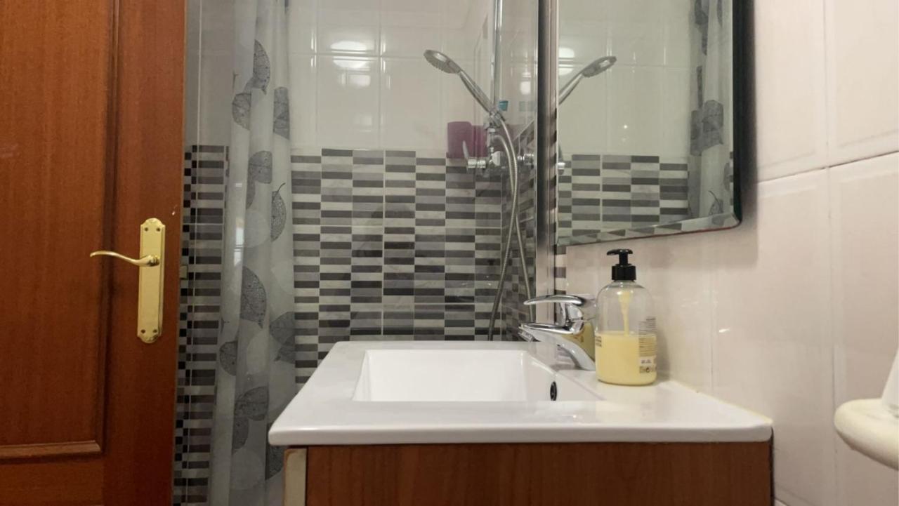 Apartamento En La Zona Turistica De סאלו מראה חיצוני תמונה
